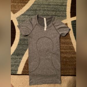 Lululemon Swiftly Tech Short Sleeve